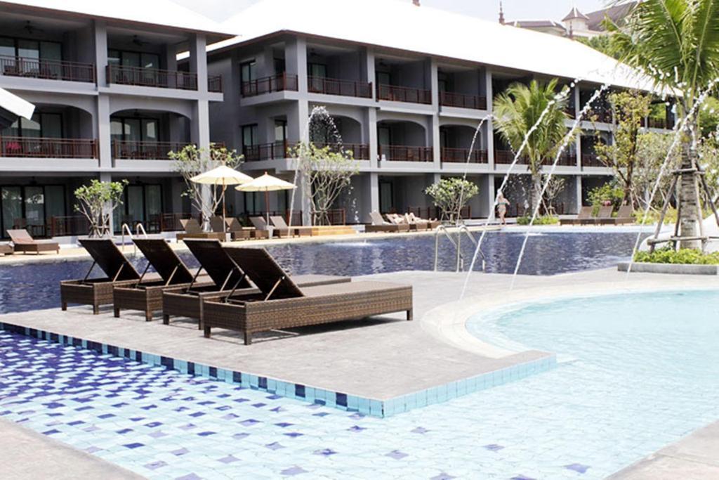 Ramada By Wyndham Aonang Krabi Hotel Exterior photo